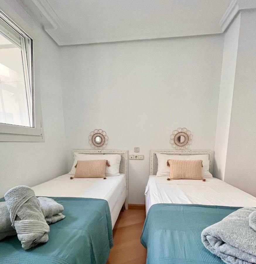 Gatu Premium Villa Turquesa Playa Y Parking Cadiz Luaran gambar